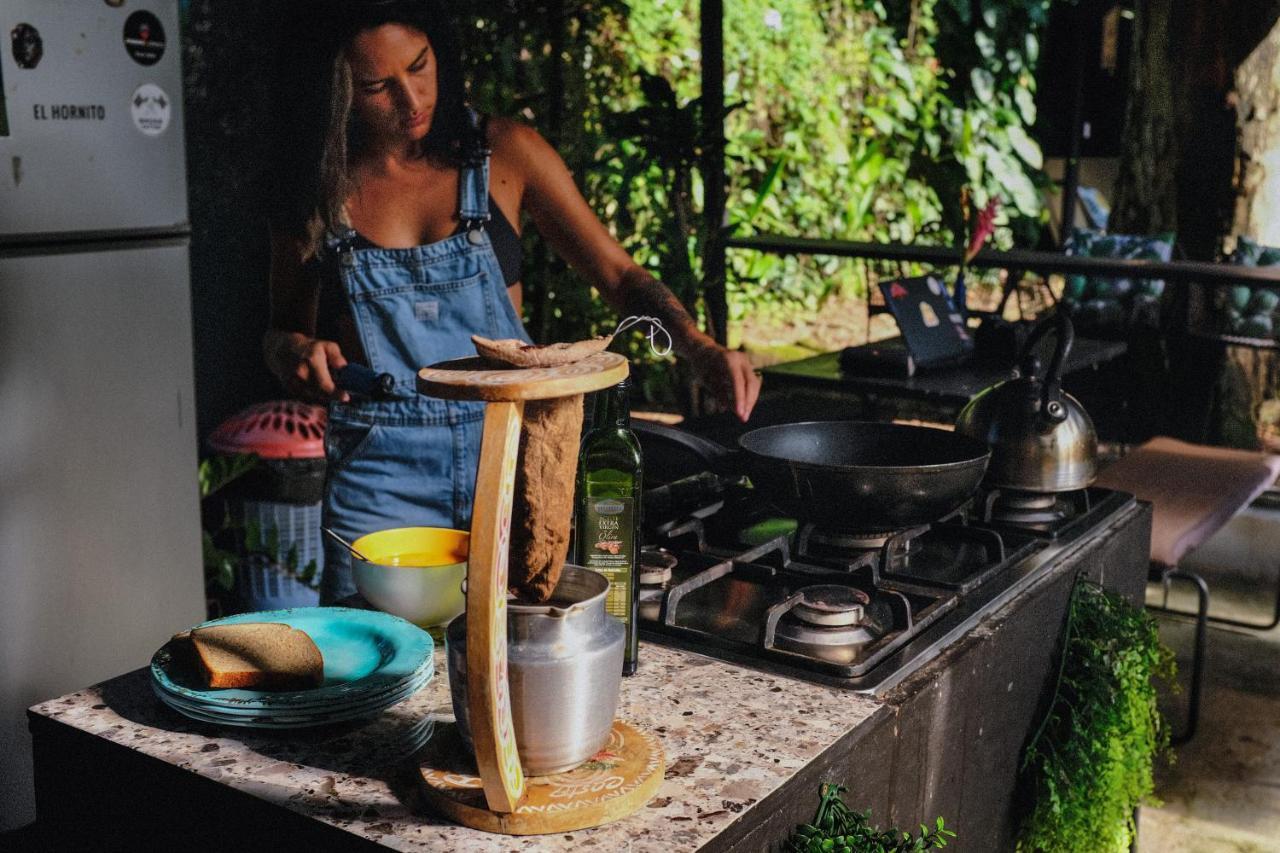 Koru Boutique Hostel Uvita Bagian luar foto